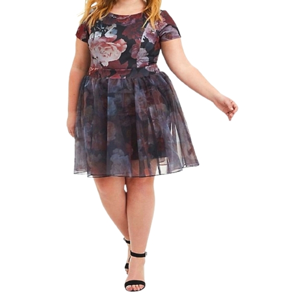 TORRID ☆ FLIRTY ☆ SCUBA ☆ 2 - IN - ONE ☆ FLORAL DRESS ☆ 5x ☆  NWT - Picture 2 of 10